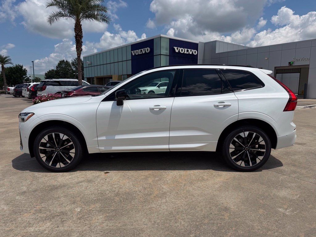 New 2026 Volvo XC60 B5 Plus SUV