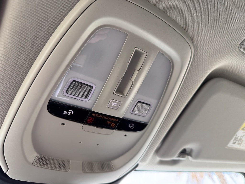 2026 Volvo XC60 Plus - Photo 23