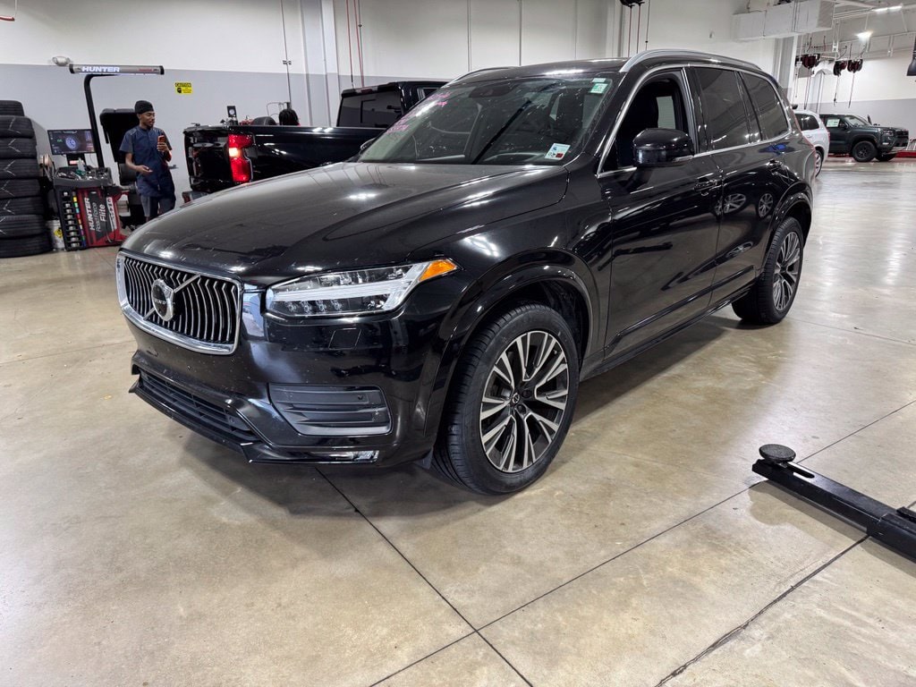 2021 Volvo XC90 Momentum