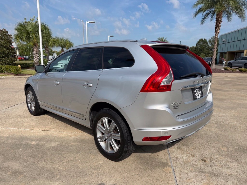 Used 2017 Volvo XC60 T5 AWD Inscription SUV