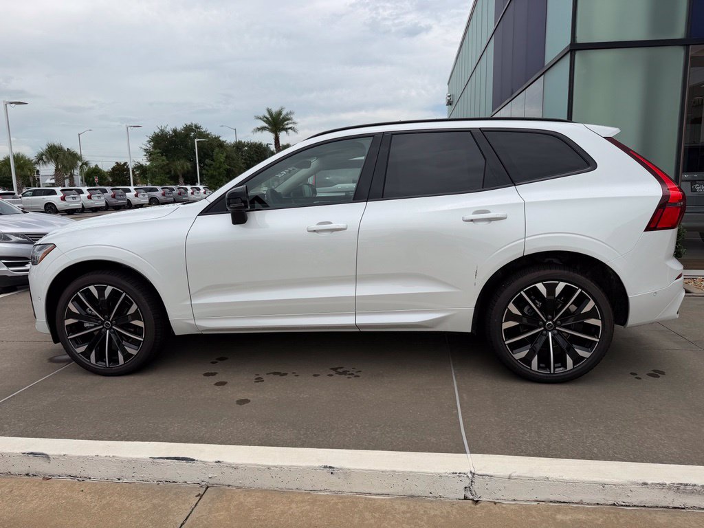 New 2026 Volvo XC60 B5 Ultra SUV