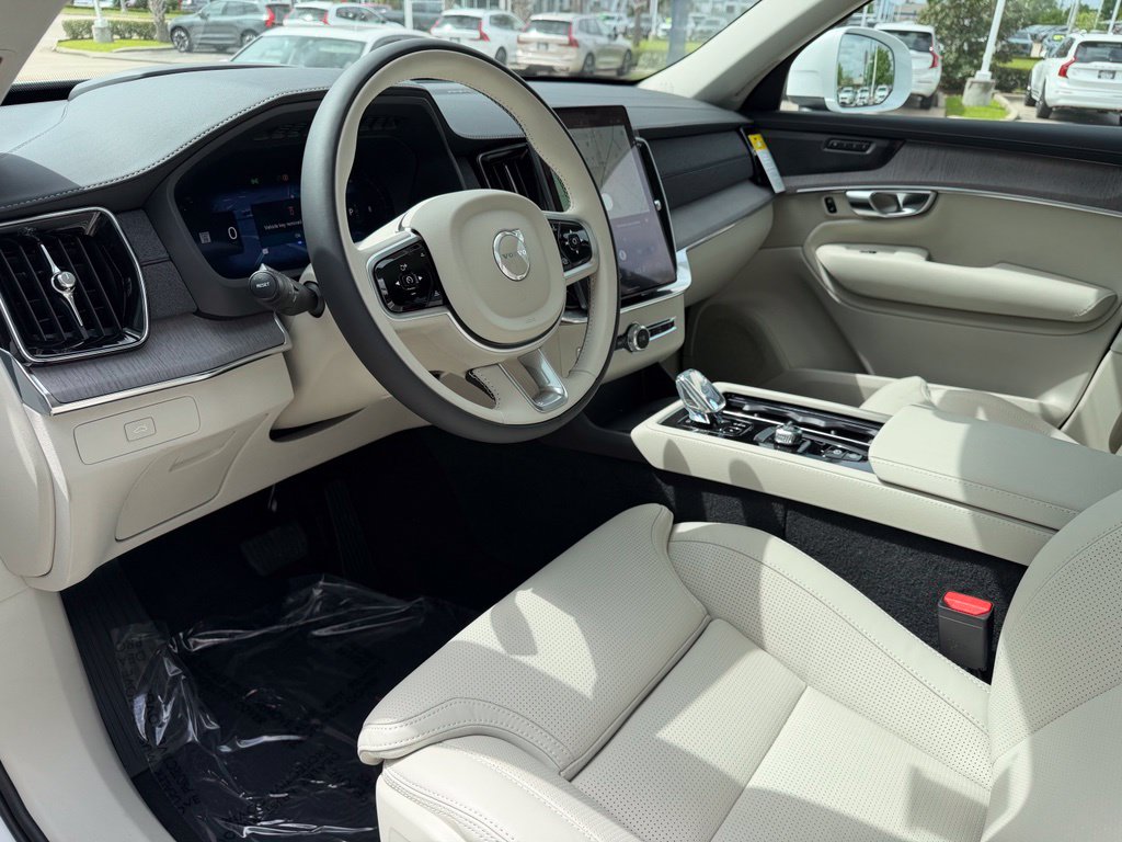 2026 Volvo XC90 Ultra - Photo 9