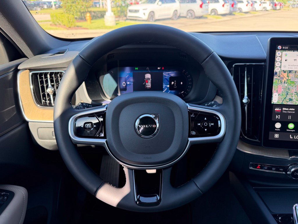 2026 Volvo XC60 Plus - Photo 18