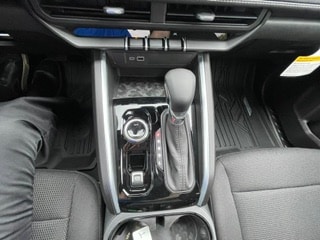 2026 Chevrolet Colorado LT - Photo 15