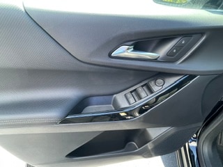 2027 Chevrolet Equinox LT - Photo 10