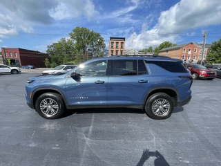 Used 2024 Chevrolet Traverse LT SUV