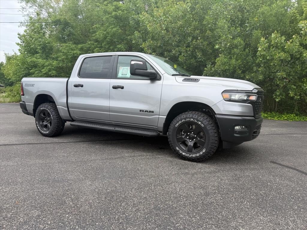 New 2026 Ram 1500 WARLOCK CREW CAB 4X4 5'7 BOX Pickup