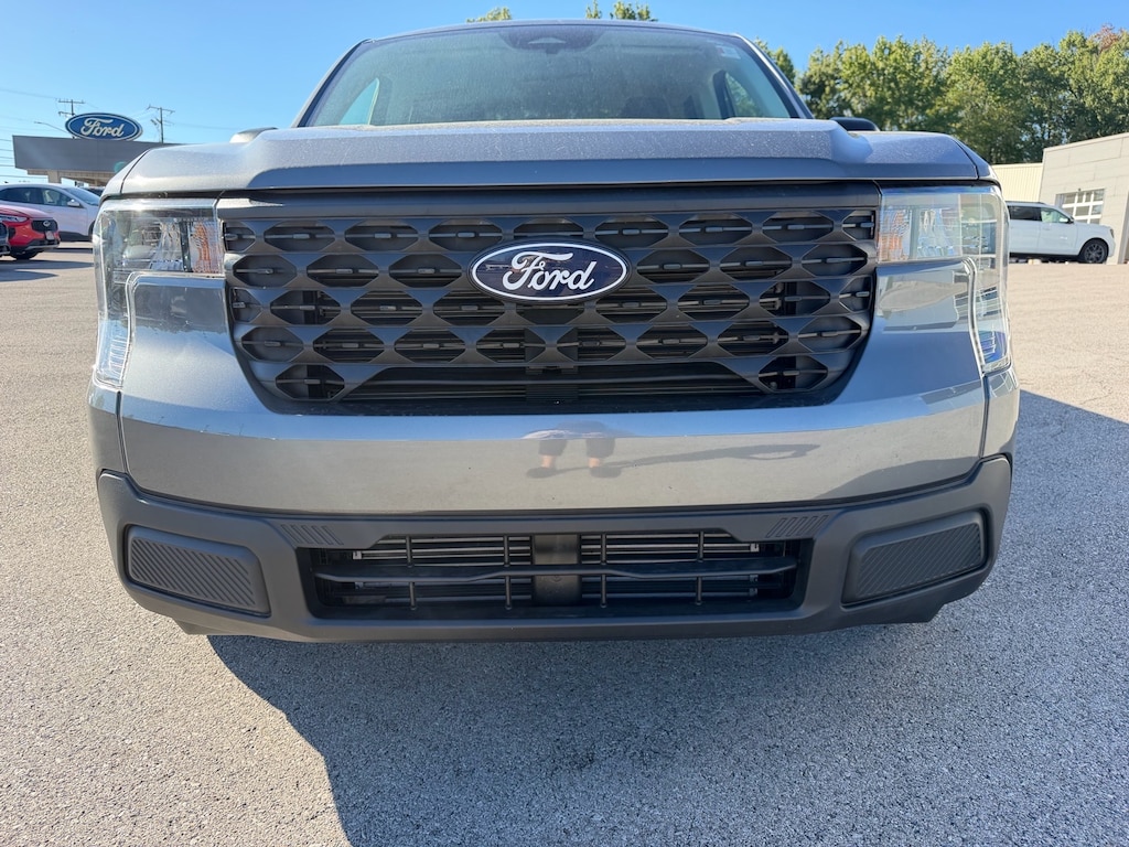 Used 2025 Ford Maverick XL Truck SuperCrew