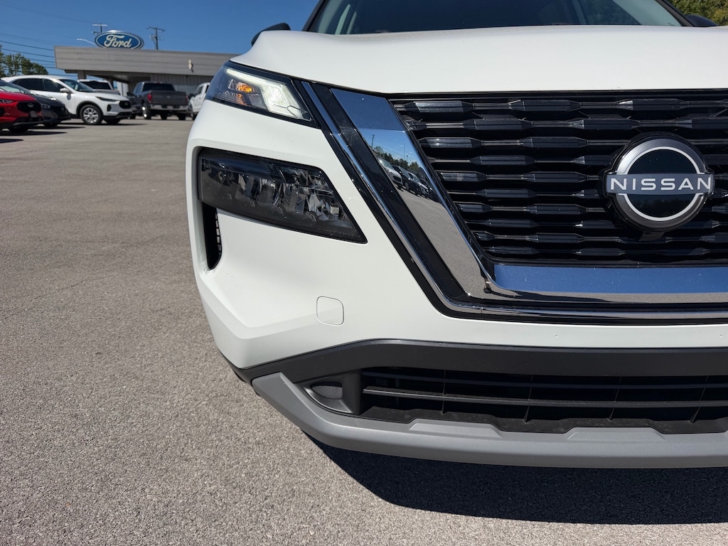 Used 2023 Nissan Rogue S SUV
