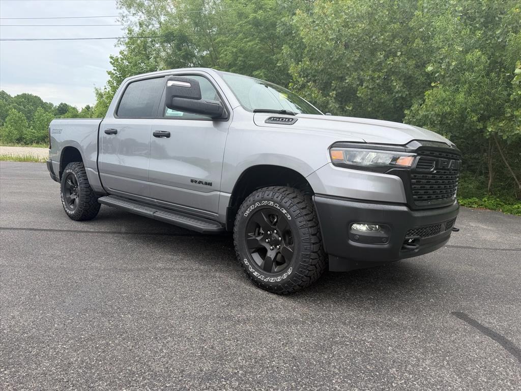 New 2026 Ram 1500 WARLOCK CREW CAB 4X4 5'7 BOX Pickup