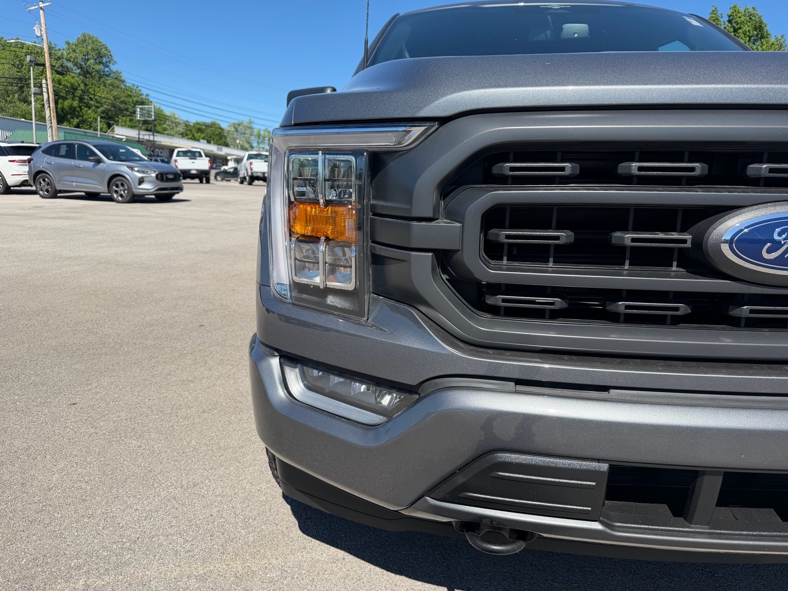 2023 Ford F-150 XLT - Photo 5