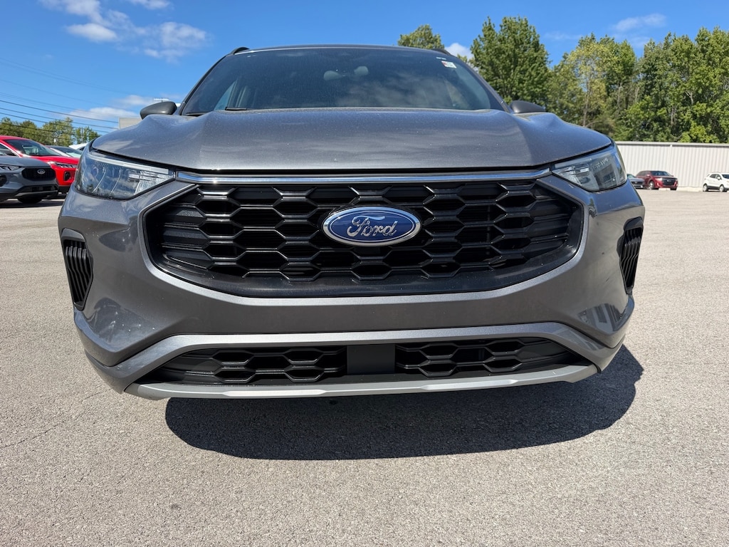 Used 2024 Ford Escape Hybrid ST-Line SUV