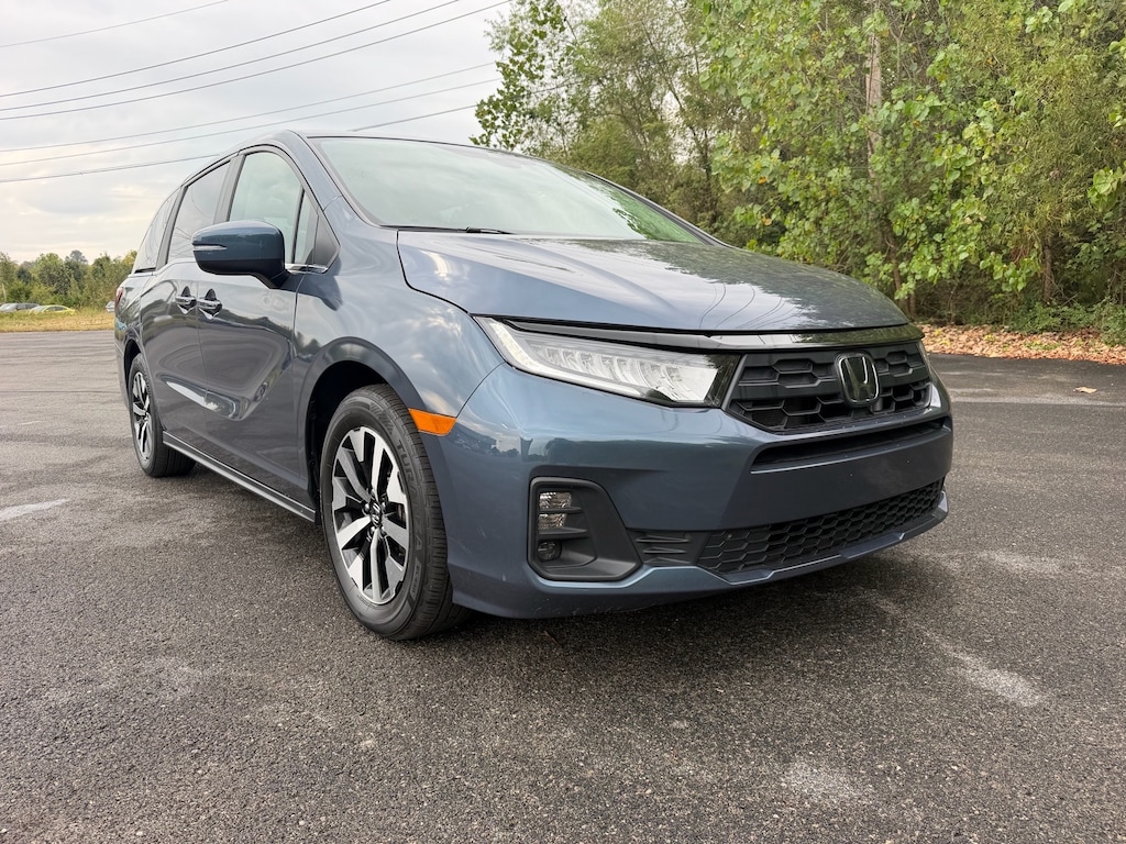 Used 2025 Honda Odyssey EX-L EX-L Mini-Van
