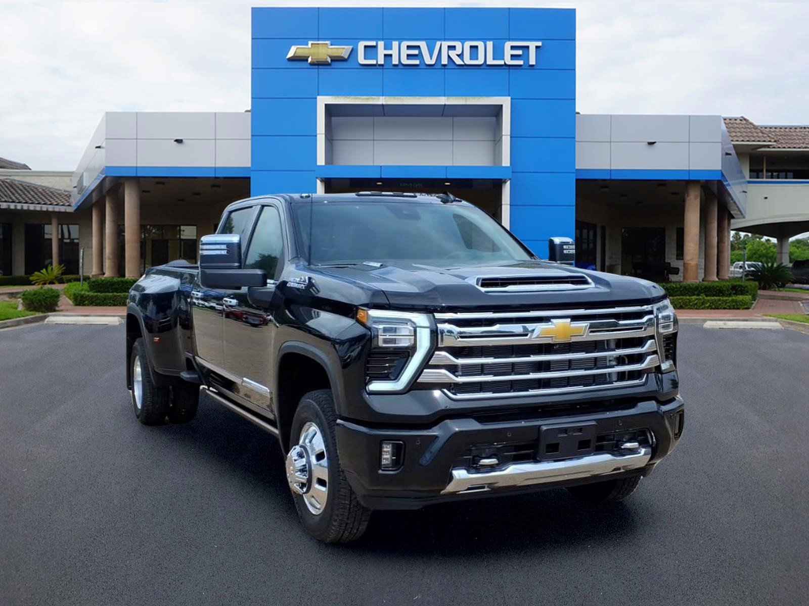 2026 Chevrolet Silverado 3500 HD High Country DRW Truck