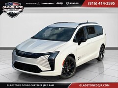 2027 Chrysler Pacifica Select Passenger Van