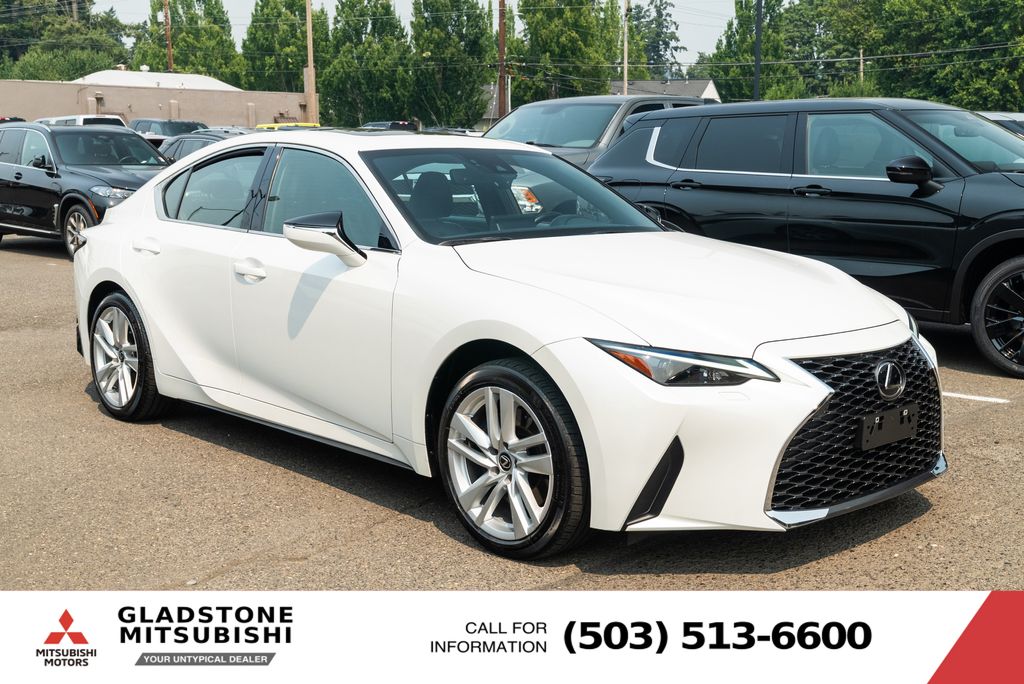2023 Lexus IS