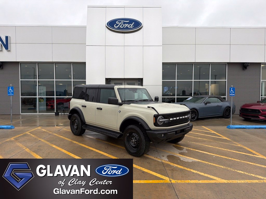 New 2026 Ford Bronco Outer Banks SUV