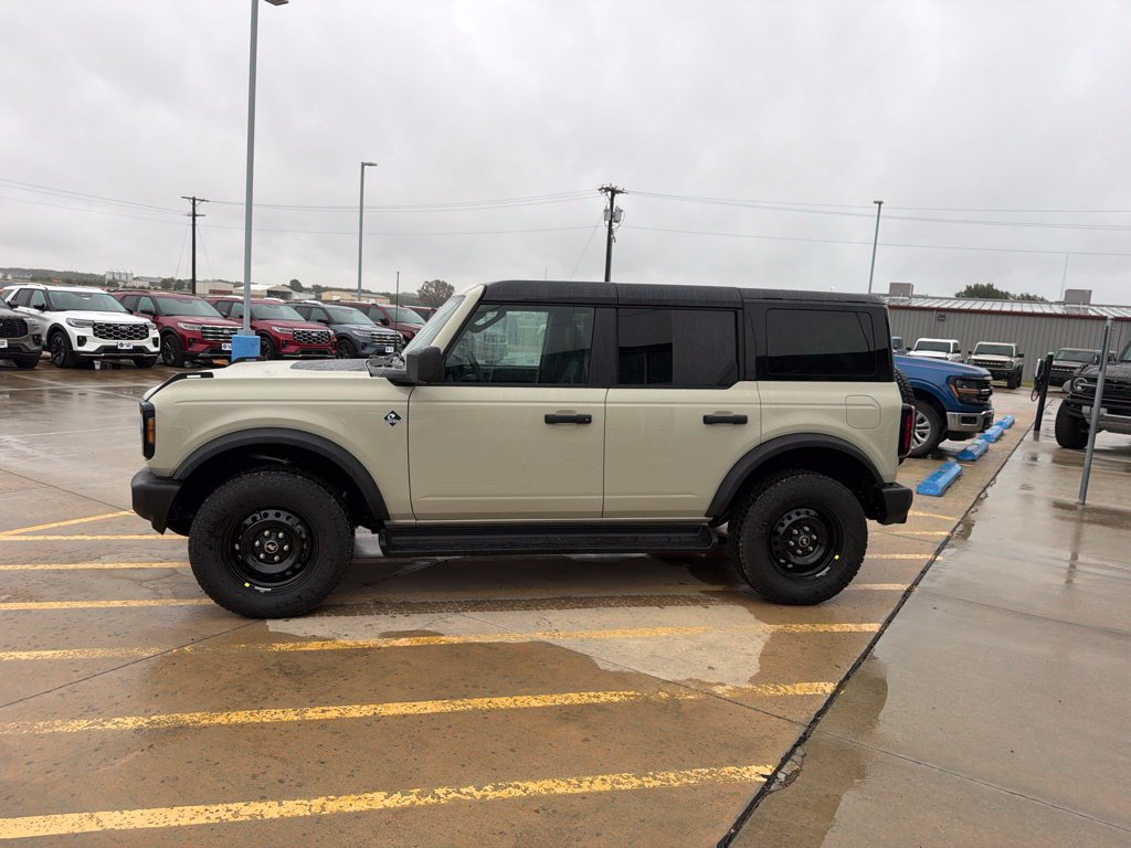 New 2026 Ford Bronco Outer Banks SUV