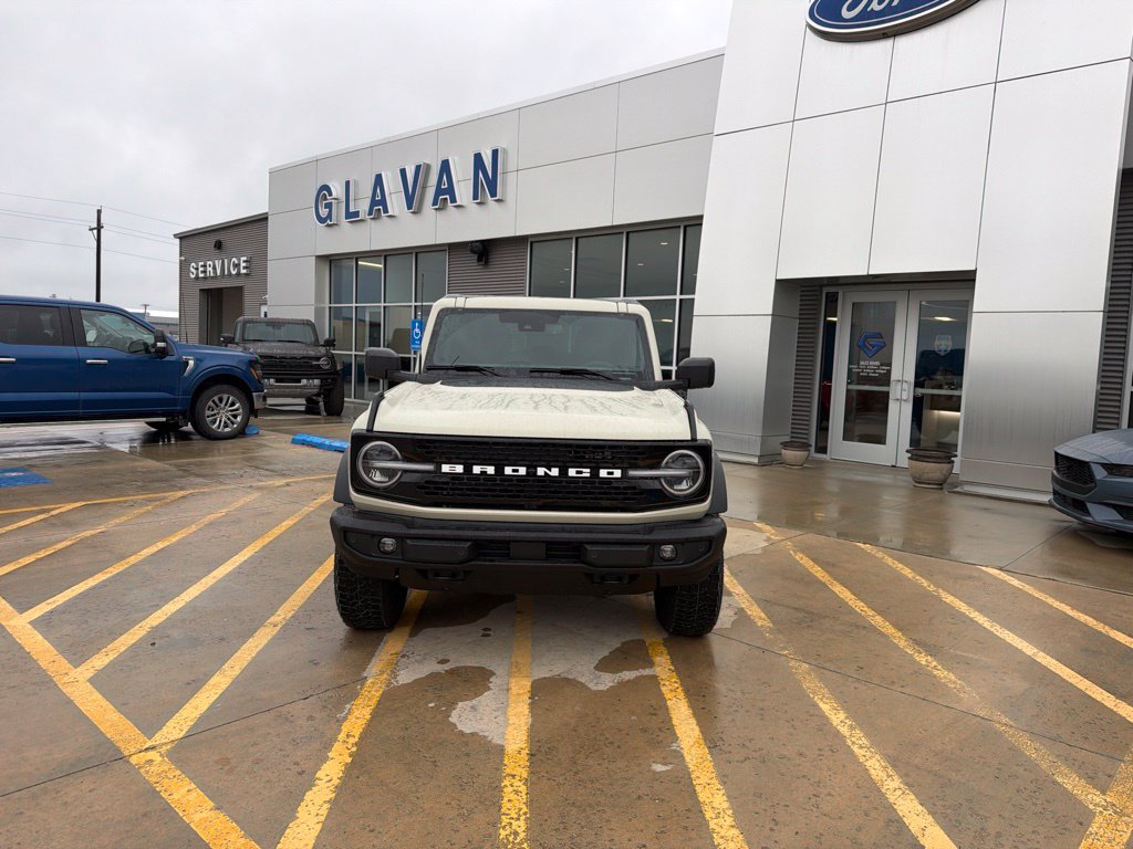 New 2026 Ford Bronco Outer Banks SUV