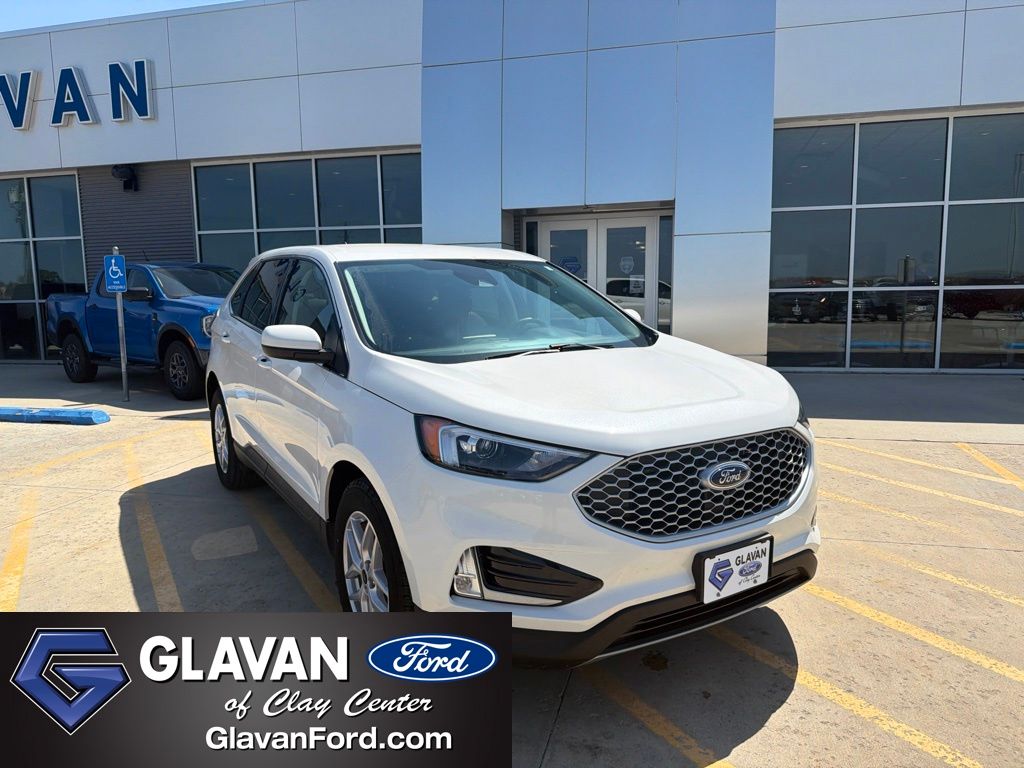 Used 2024 Ford Edge SEL SUV
