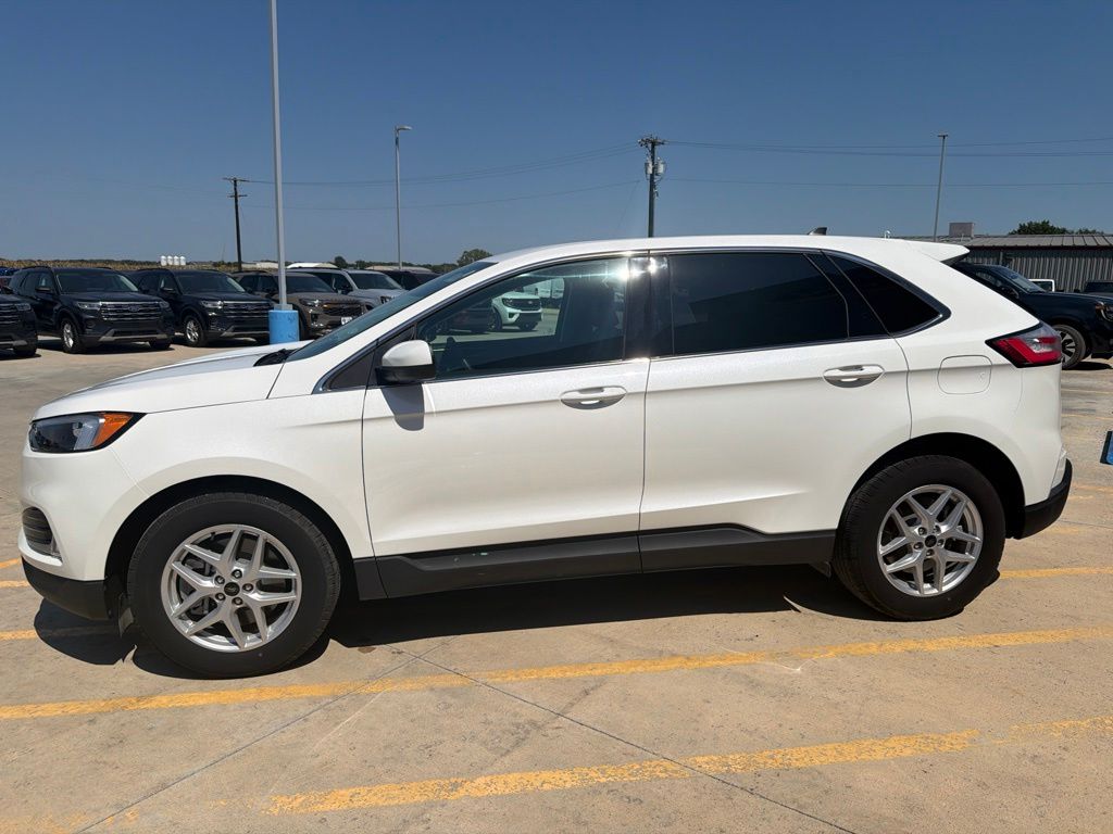 Used 2024 Ford Edge SEL SUV