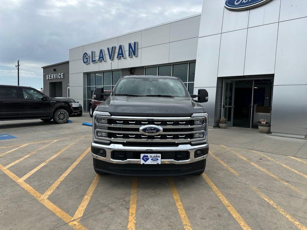 New 2026 Ford F-250 Lariat Truck