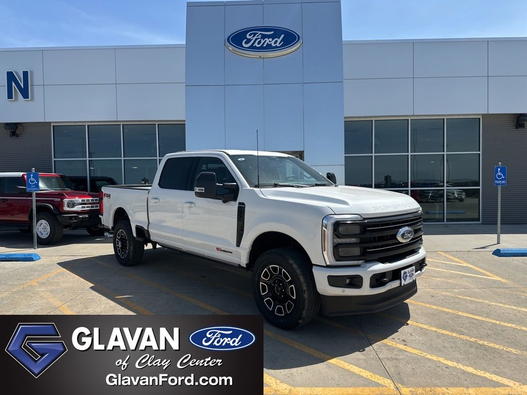 2026 Ford F-250 Platinum Truck