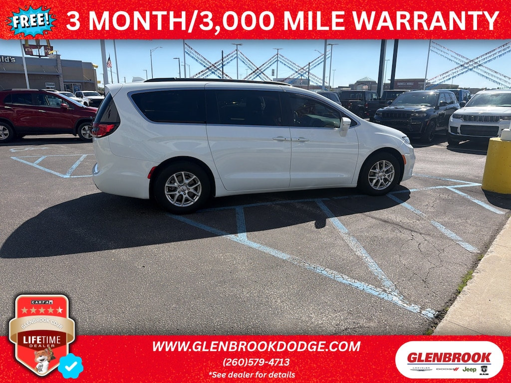 Used 2022 Chrysler Pacifica Touring L Passenger Van