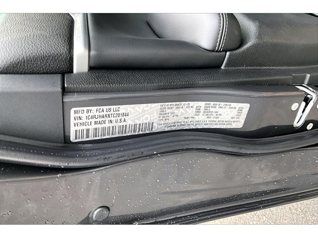 2026 Jeep Grand Cherokee Laredo - Photo 16