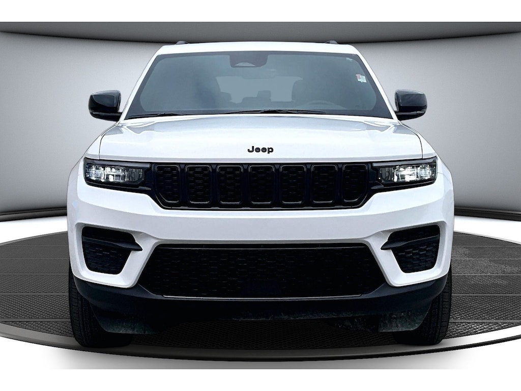 Certified 2025 Jeep Grand Cherokee Altitude Sport Utility