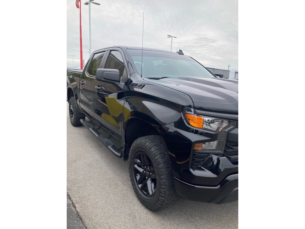 Used 2022 Chevrolet Silverado Custom Trail Boss Crew Cab