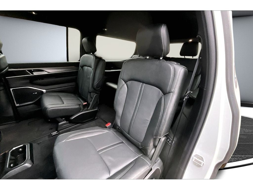 2026 Jeep Grand Wagoneer Limited Altitude - Photo 13