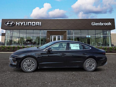 2026 Hyundai Sonata Hybrid Limited Sedan