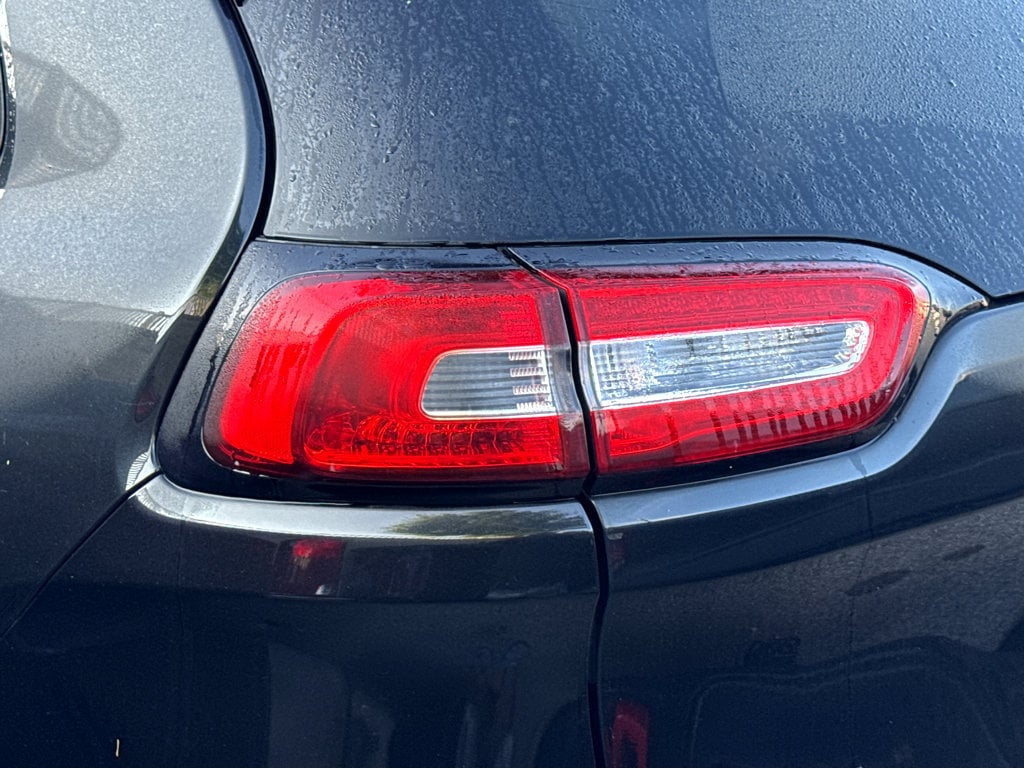 Used 2015 Jeep Cherokee Trailhawk SUV