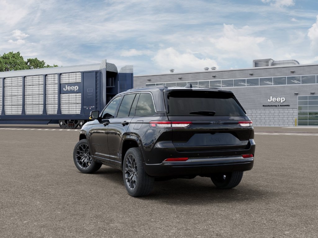 New 2027 Jeep Grand Cherokee Summit Sport Utility