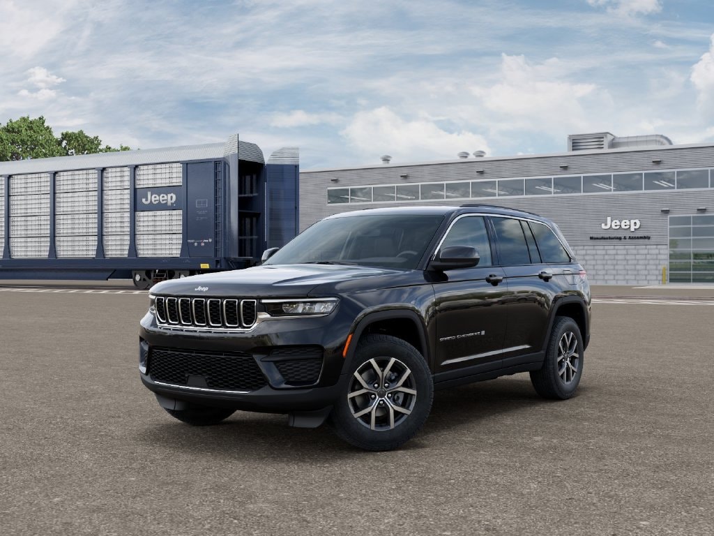 New 2027 Jeep Grand Cherokee Laredo Sport Utility