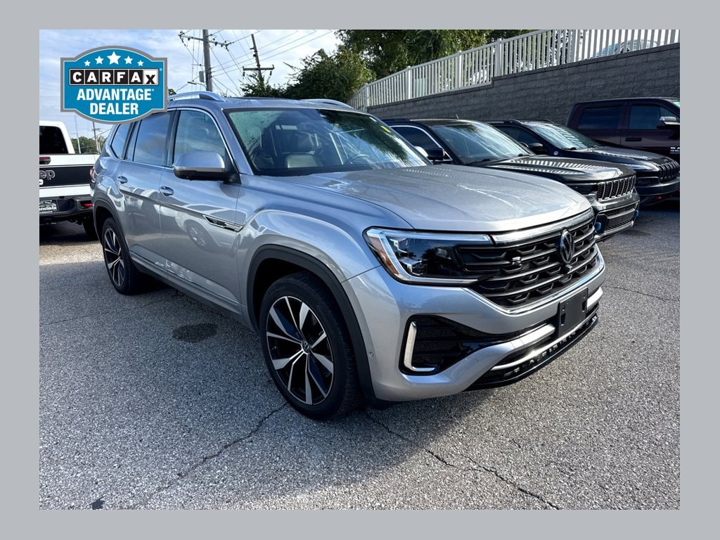 Used 2024 Volkswagen Atlas 2.0T SEL Premium R-Line SUV