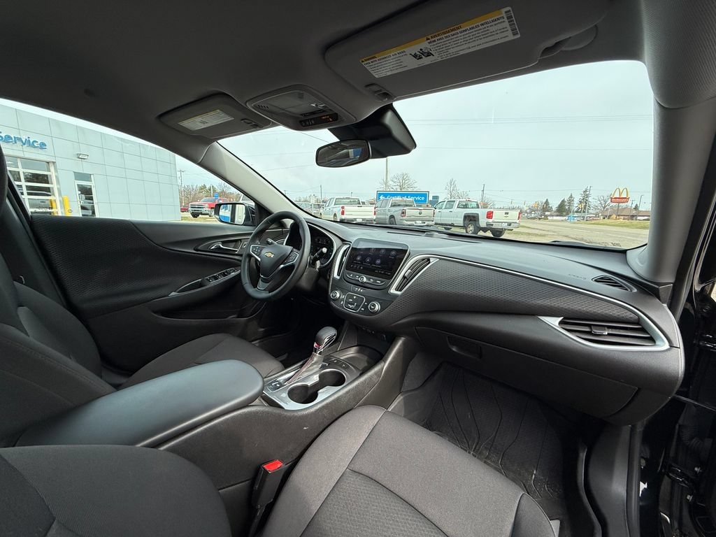 2024 Chevrolet Malibu RS - Photo 31