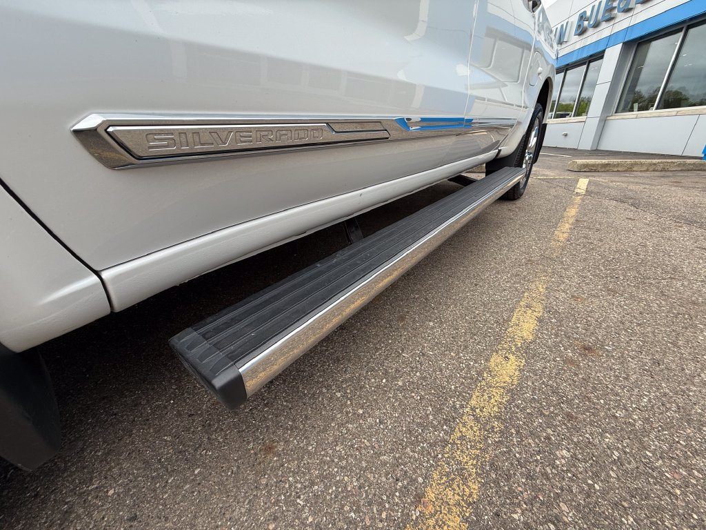 2023 Chevrolet Silverado 1500 High Country - Photo 13