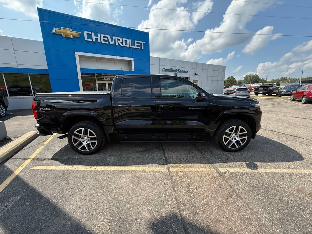 2024 Chevrolet Colorado Z71 - Photo 8