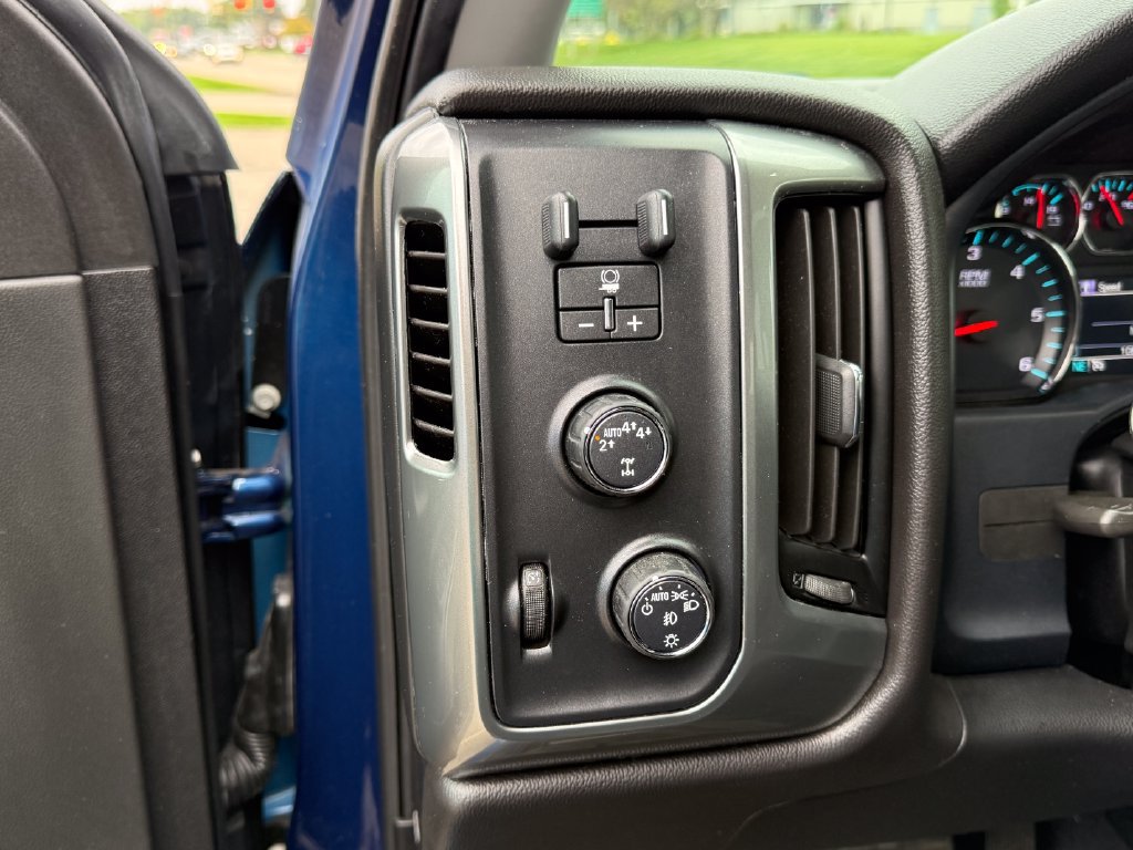 2019 Chevrolet Silverado 1500 LD LT - Photo 15