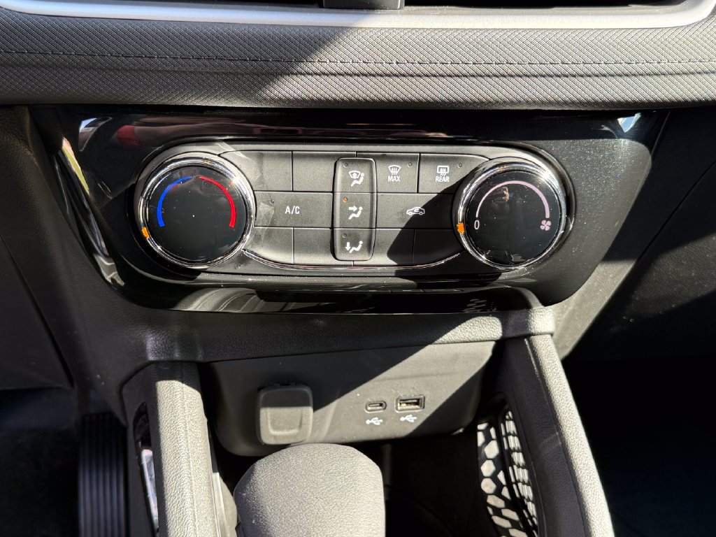 2024 Chevrolet TrailBlazer LT - Photo 21