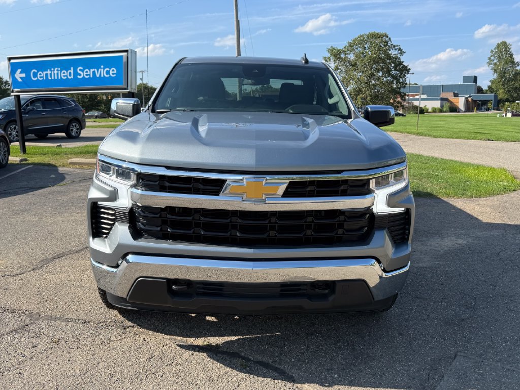 2023 Chevrolet Silverado 1500 LT - Photo 8
