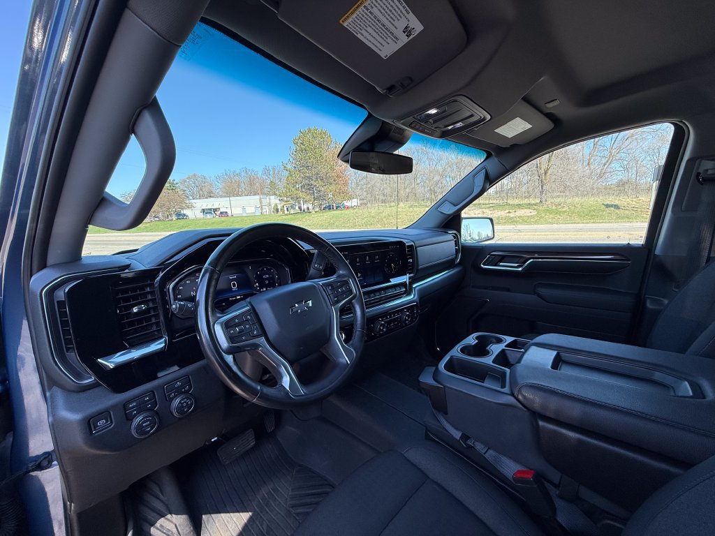 2024 Chevrolet Silverado 1500 RST - Photo 17