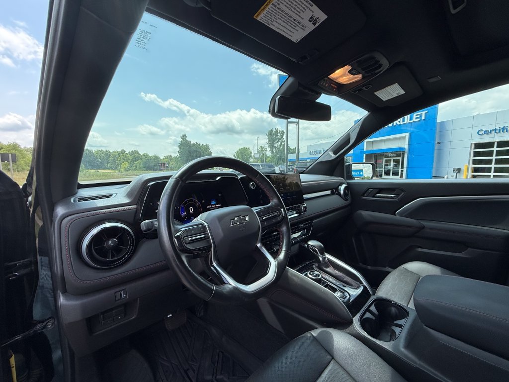 2025 Chevrolet Colorado Z71 - Photo 18
