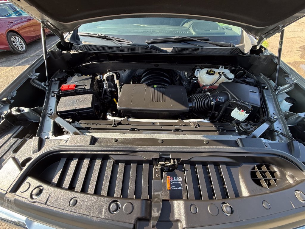 2023 Chevrolet Silverado 1500 LT - Photo 9