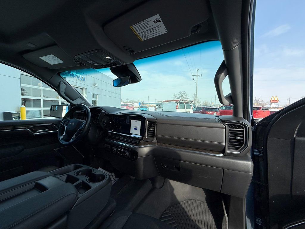 2024 Chevrolet Silverado 1500 RST - Photo 32