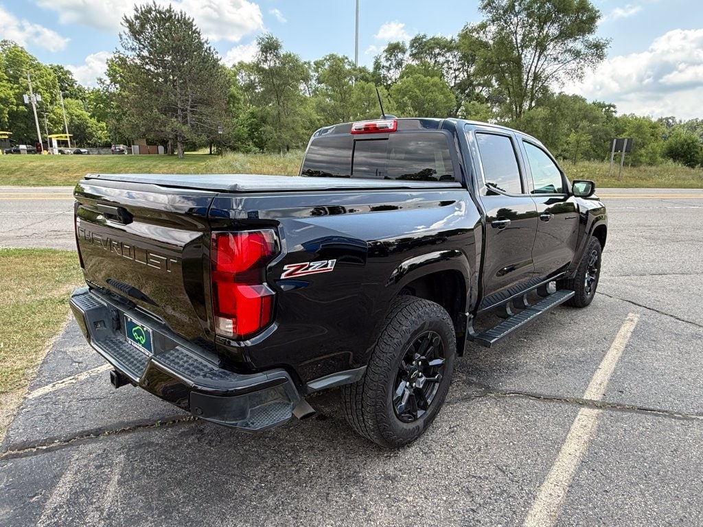 2025 Chevrolet Colorado Z71 - Photo 8