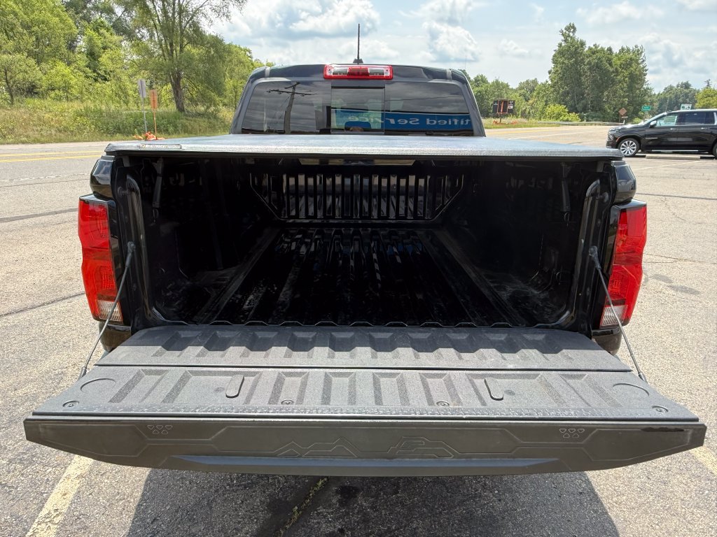2025 Chevrolet Colorado Z71 - Photo 5