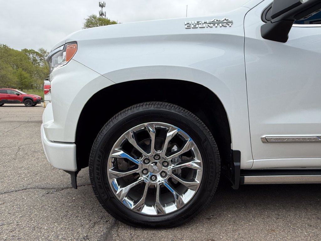 2023 Chevrolet Silverado 1500 High Country - Photo 11